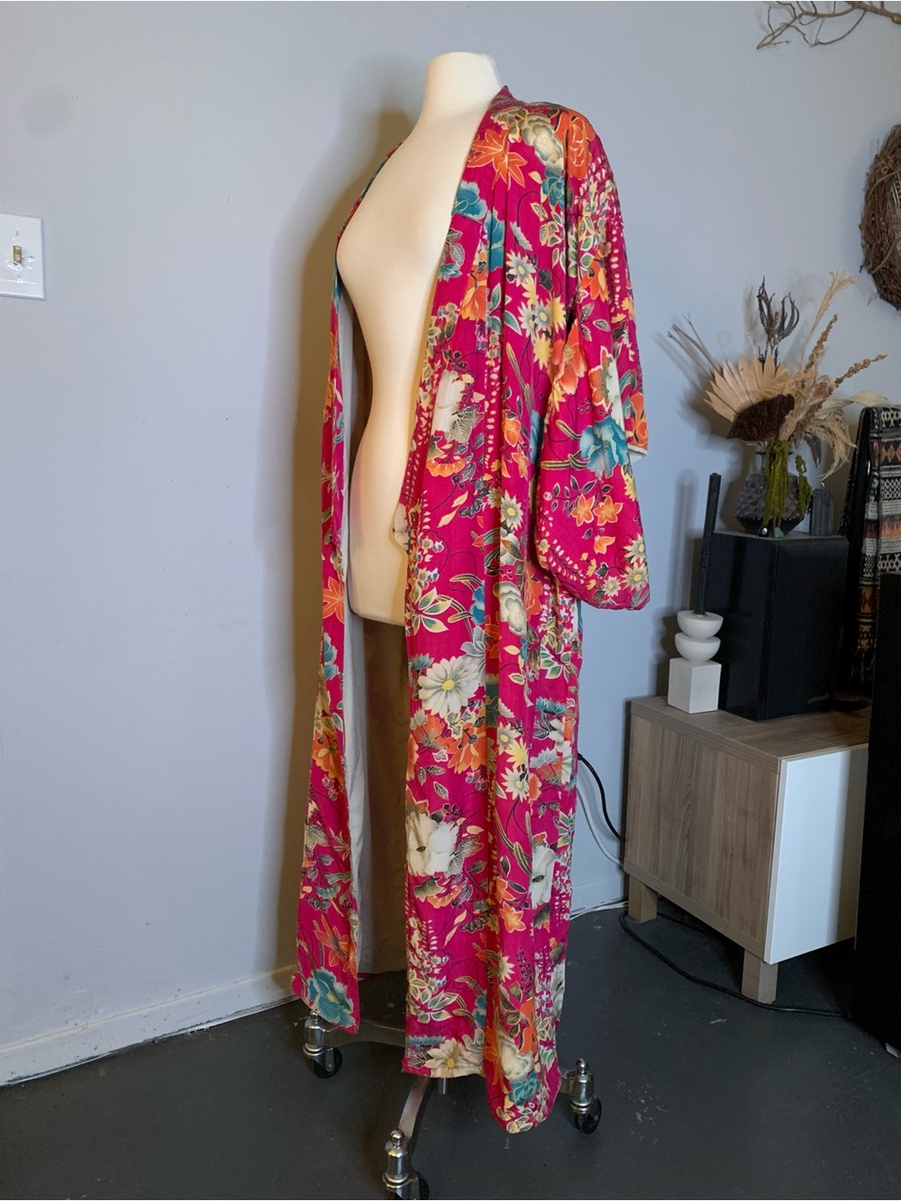 Vintage Floral Kimono - Vibrant Floral Print